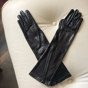 ❌SOLD❌ Sigerson Morrison Black Leather Long Gloves w/Zipper, Size 7